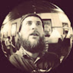 Meet your Posher, Levi